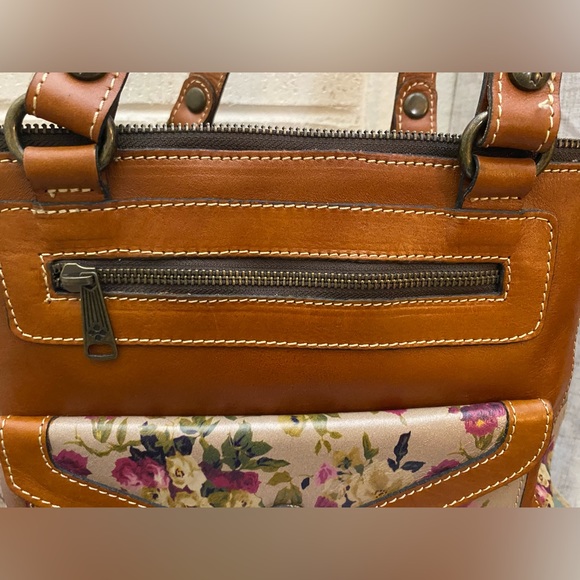 PATRICIA NASH ANTIQUE ROSE FLORAL AND BROWN LEATHER BAG EUC - Picture 2 of 13